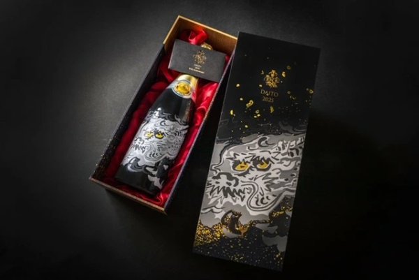 画像1: 酔鯨 Premium 純米大吟醸 DAITO 2025 720ml (1)